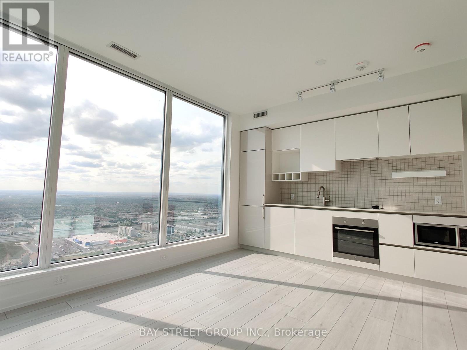 5009 - 898 Portage Parkway, Vaughan, Ontario  L4K 0J6 - Photo 2 - N12751790