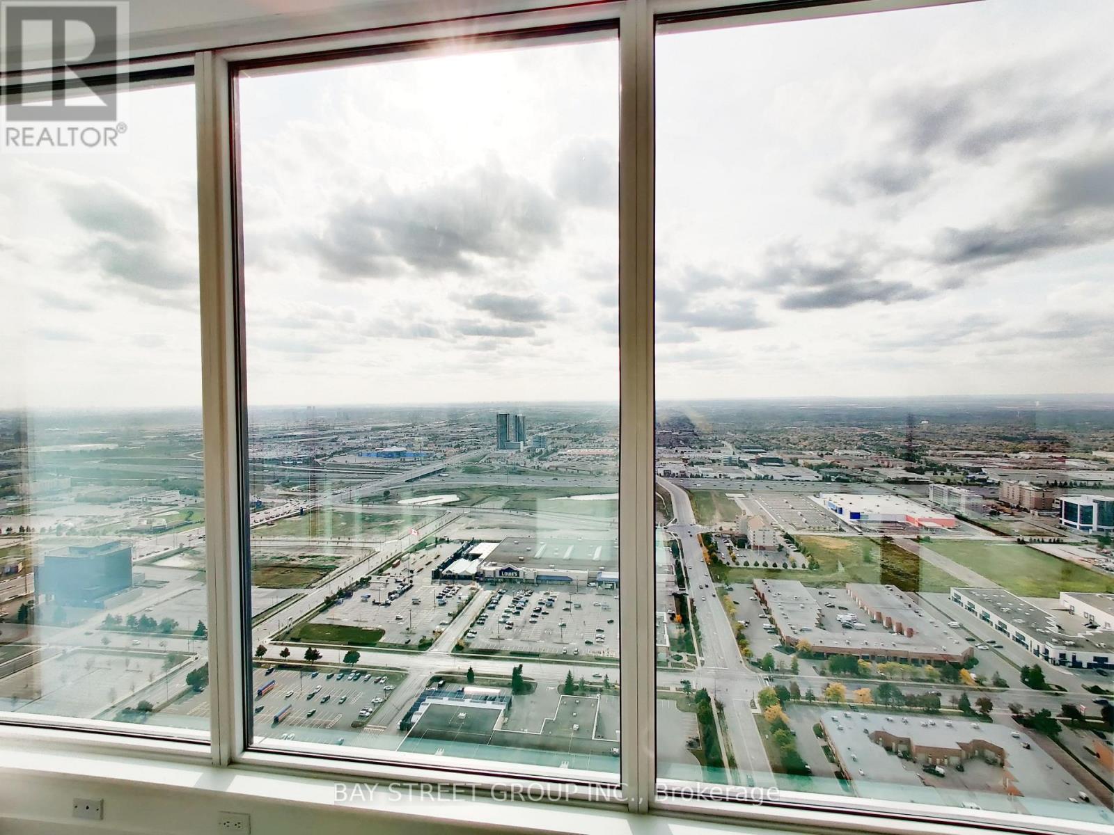 5009 - 898 Portage Parkway, Vaughan, Ontario  L4K 0J6 - Photo 3 - N12751790