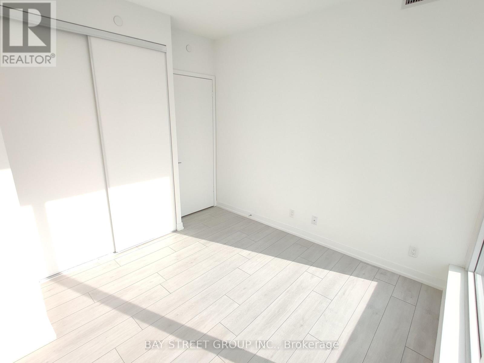 5009 - 898 Portage Parkway, Vaughan, Ontario  L4K 0J6 - Photo 7 - N12751790