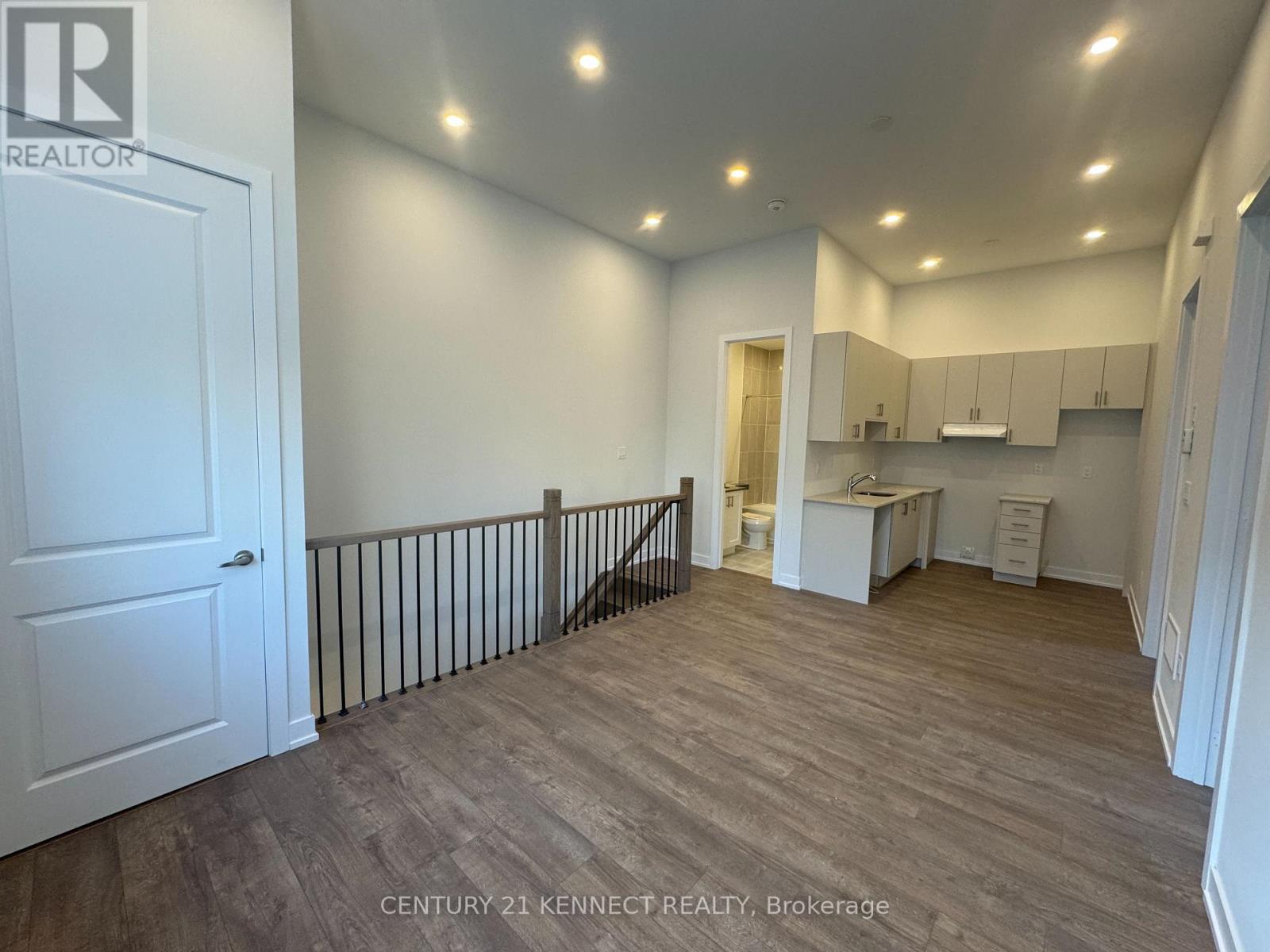 (Coach House) - 35 Golden Fern Street, Markham, Ontario  L6B 0V5 - Photo 5 - N12732416