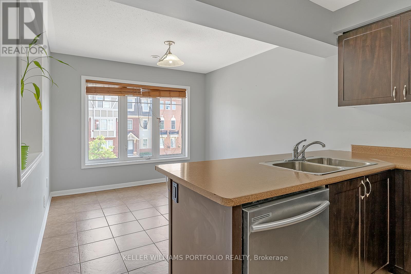 32 Affleck Road, Brampton, Ontario  L7A 3Z2 - Photo 10 - W12751766