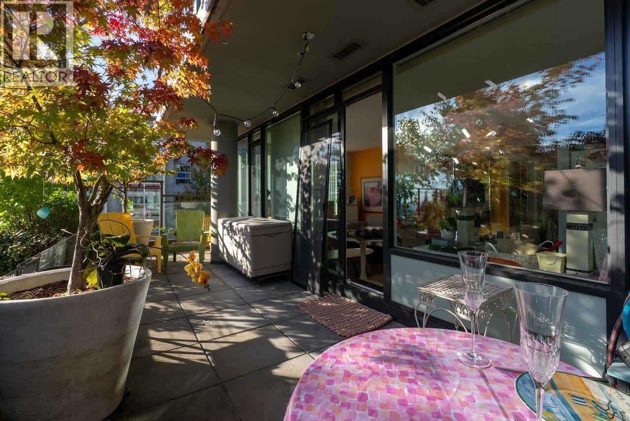 409 9009 Cornerstone Mews, Burnaby, British Columbia  V5A 0B9 - Photo 1 - R3085729