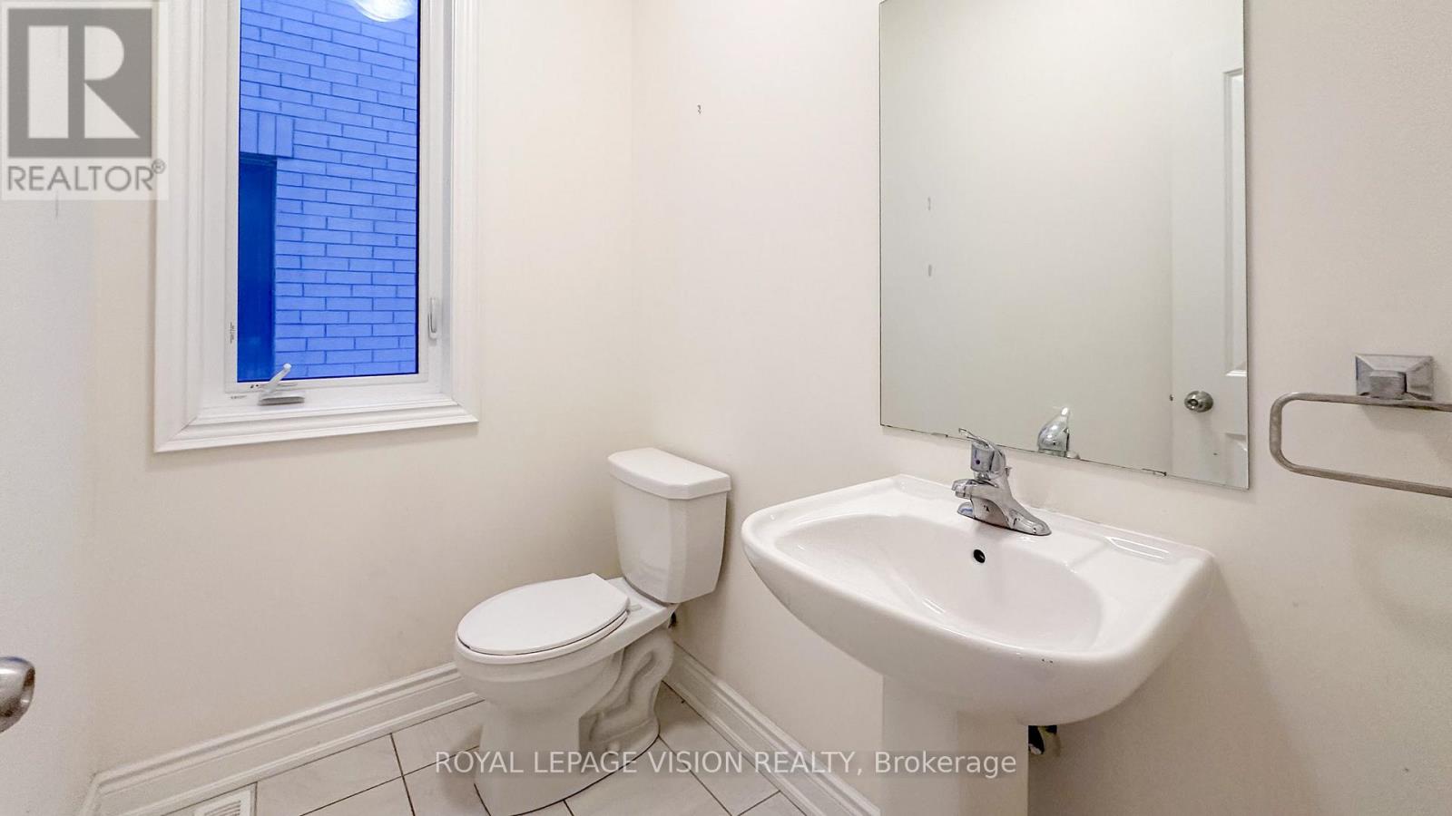 67 Ogston Crescent, Whitby, Ontario  L1P 0H2 - Photo 12 - E12749854