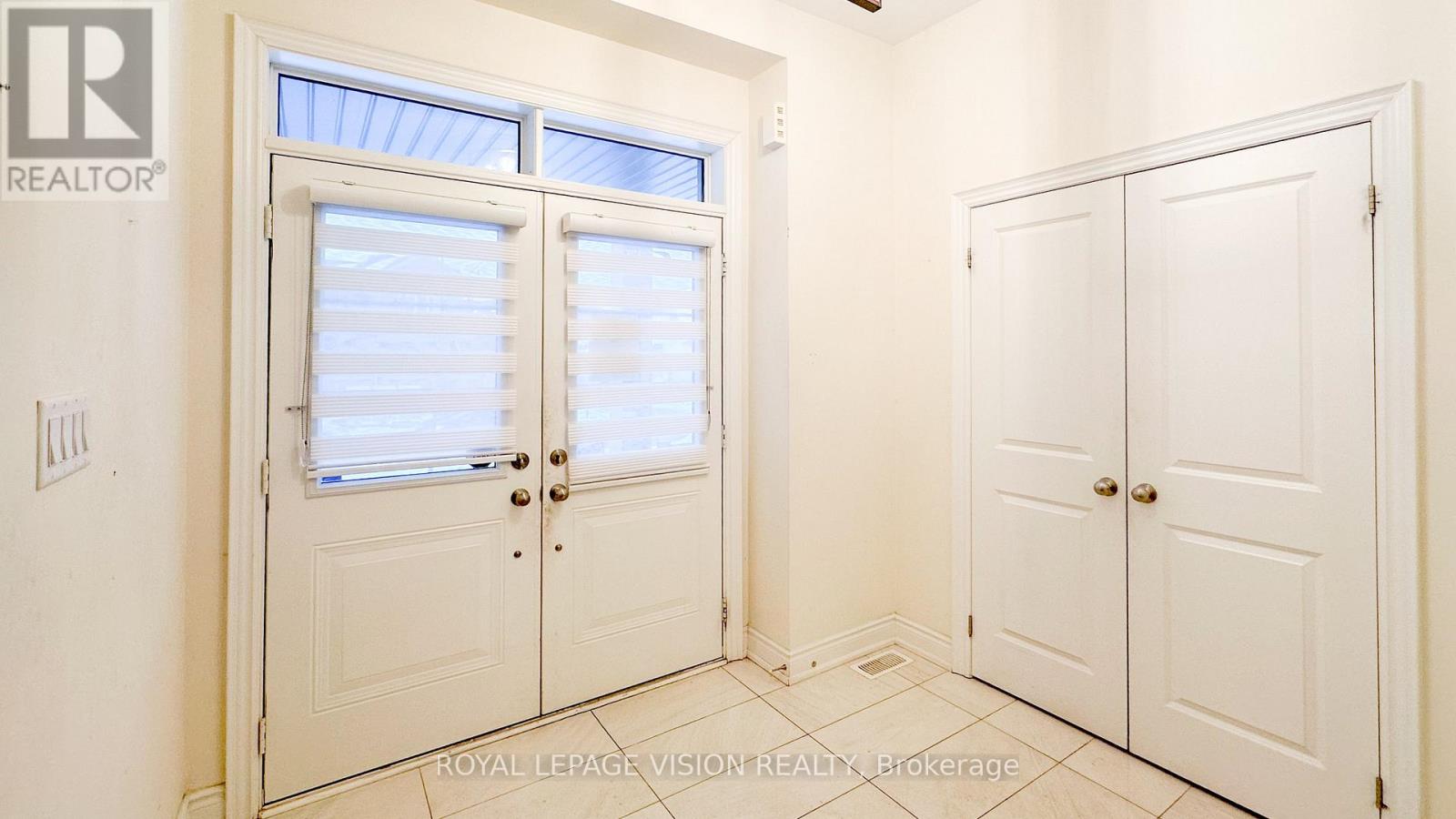 67 Ogston Crescent, Whitby, Ontario  L1P 0H2 - Photo 3 - E12749854