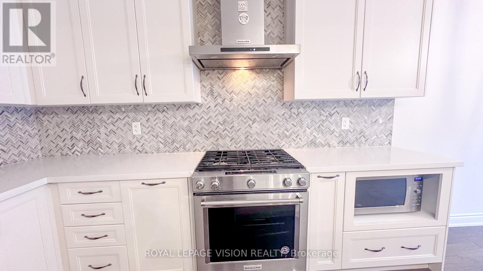 67 Ogston Crescent, Whitby, Ontario  L1P 0H2 - Photo 6 - E12749854