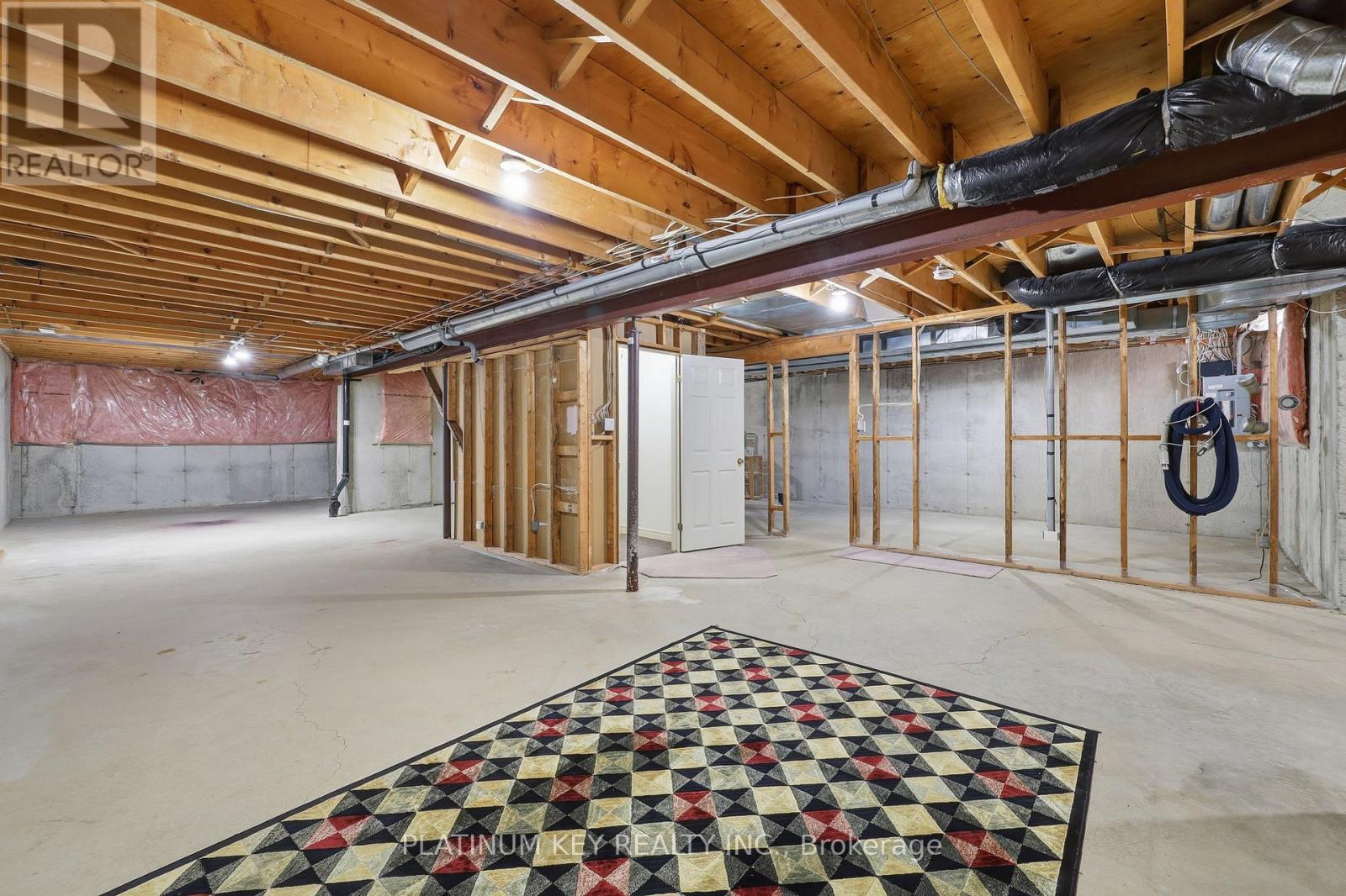 Photo 40 of 50 for 7 - 1331 Commissioners Road W