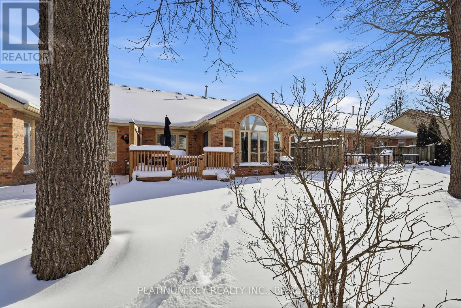 Photo 42 of 50 for 7 - 1331 Commissioners Road W