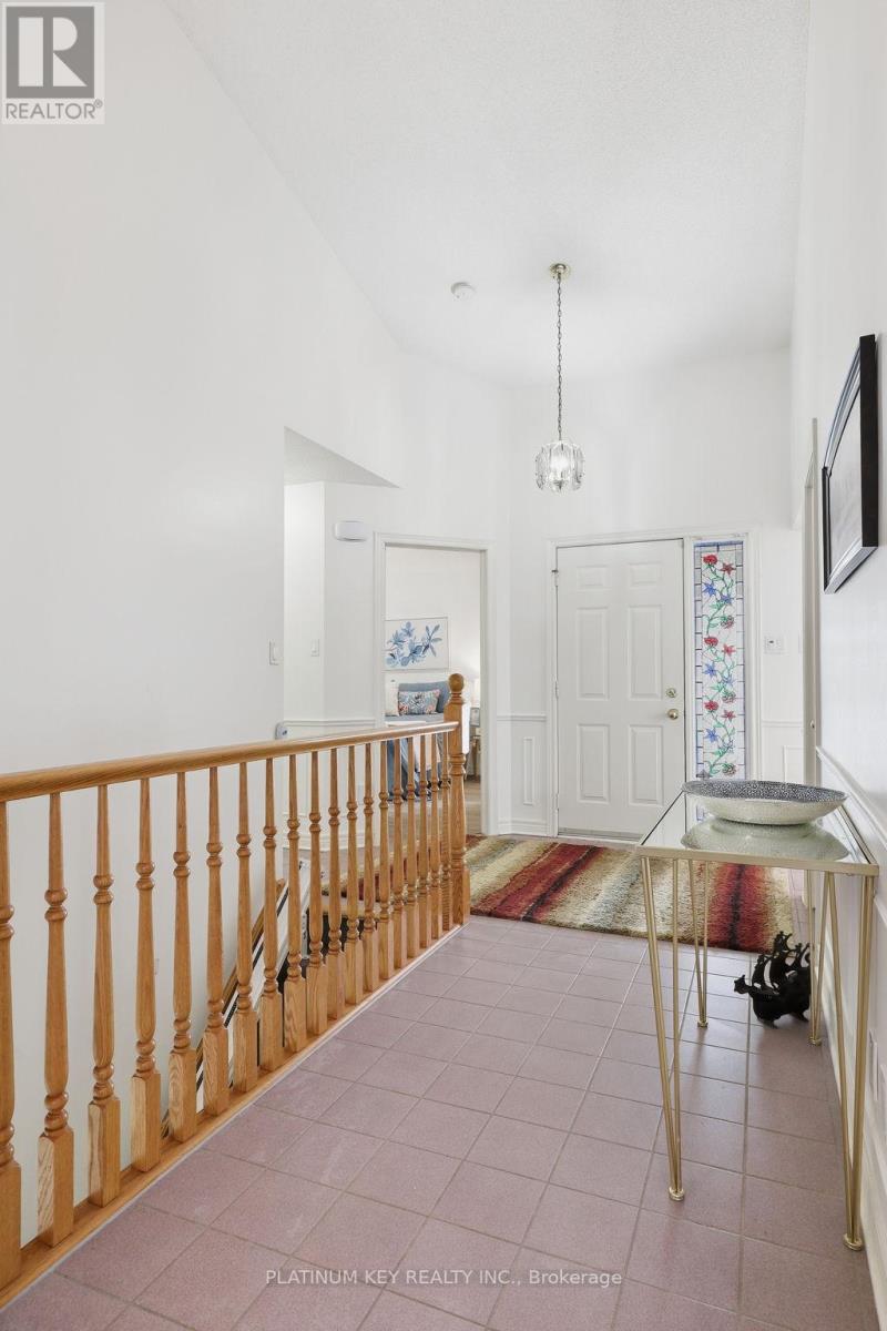 Photo 7 of 50 for 7 - 1331 Commissioners Road W