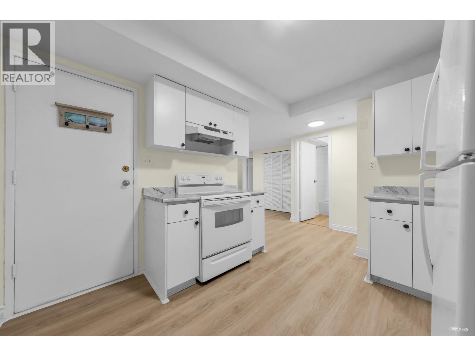 1382 Sutherland Avenue, Port Coquitlam, British Columbia  V3B 7G7 - Photo 10 - R3085895