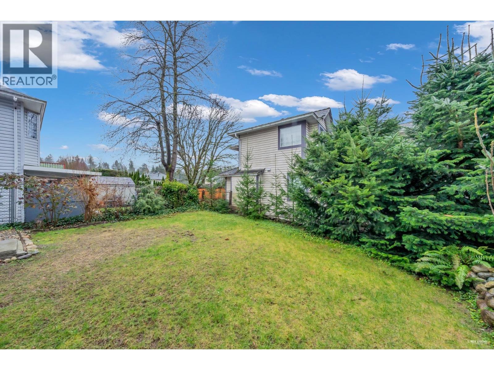 1382 Sutherland Avenue, Port Coquitlam, British Columbia  V3B 7G7 - Photo 2 - R3085895