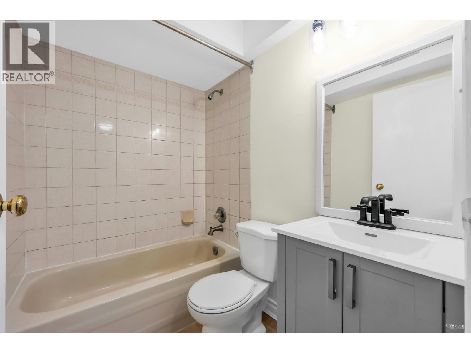 1382 Sutherland Avenue, Port Coquitlam, British Columbia  V3B 7G7 - Photo 9 - R3085895