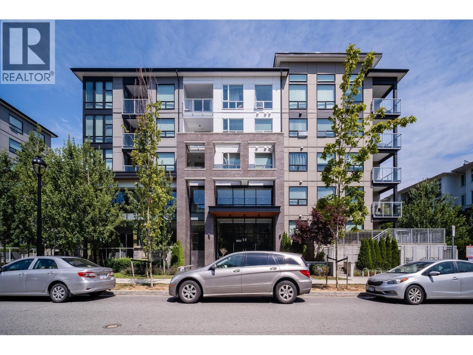 209 9233 ODLIN ROAD, Richmond, British Columbia