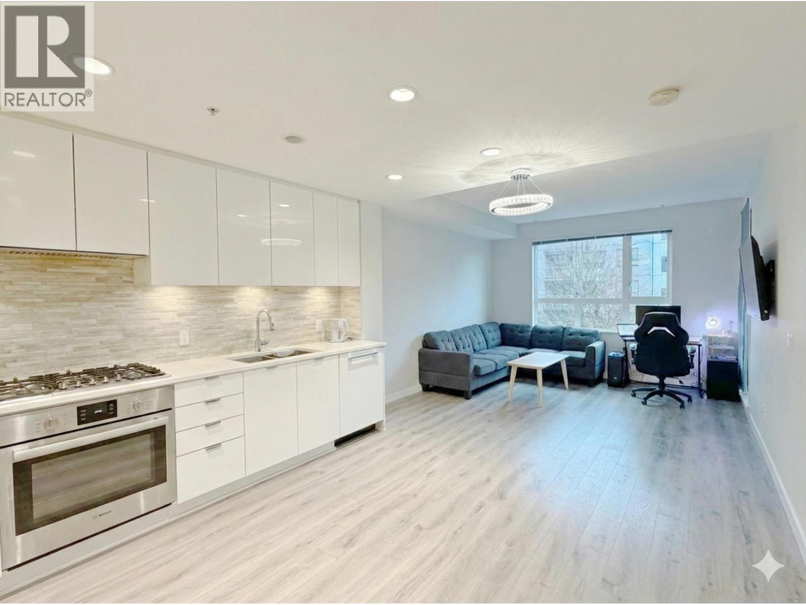 209 9233 Odlin Road, Richmond, British Columbia  V6X 0V4 - Photo 3 - R3085552