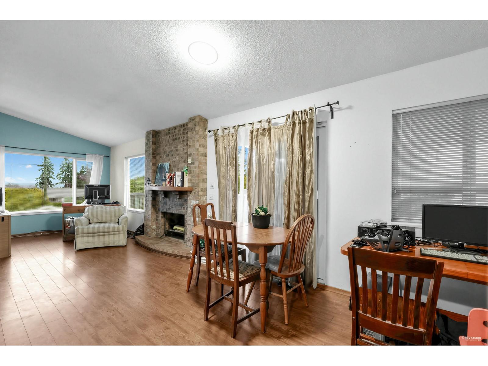 1361 Finlay Street, White Rock, British Columbia  V4B 4L4 - Photo 9 - R3085484