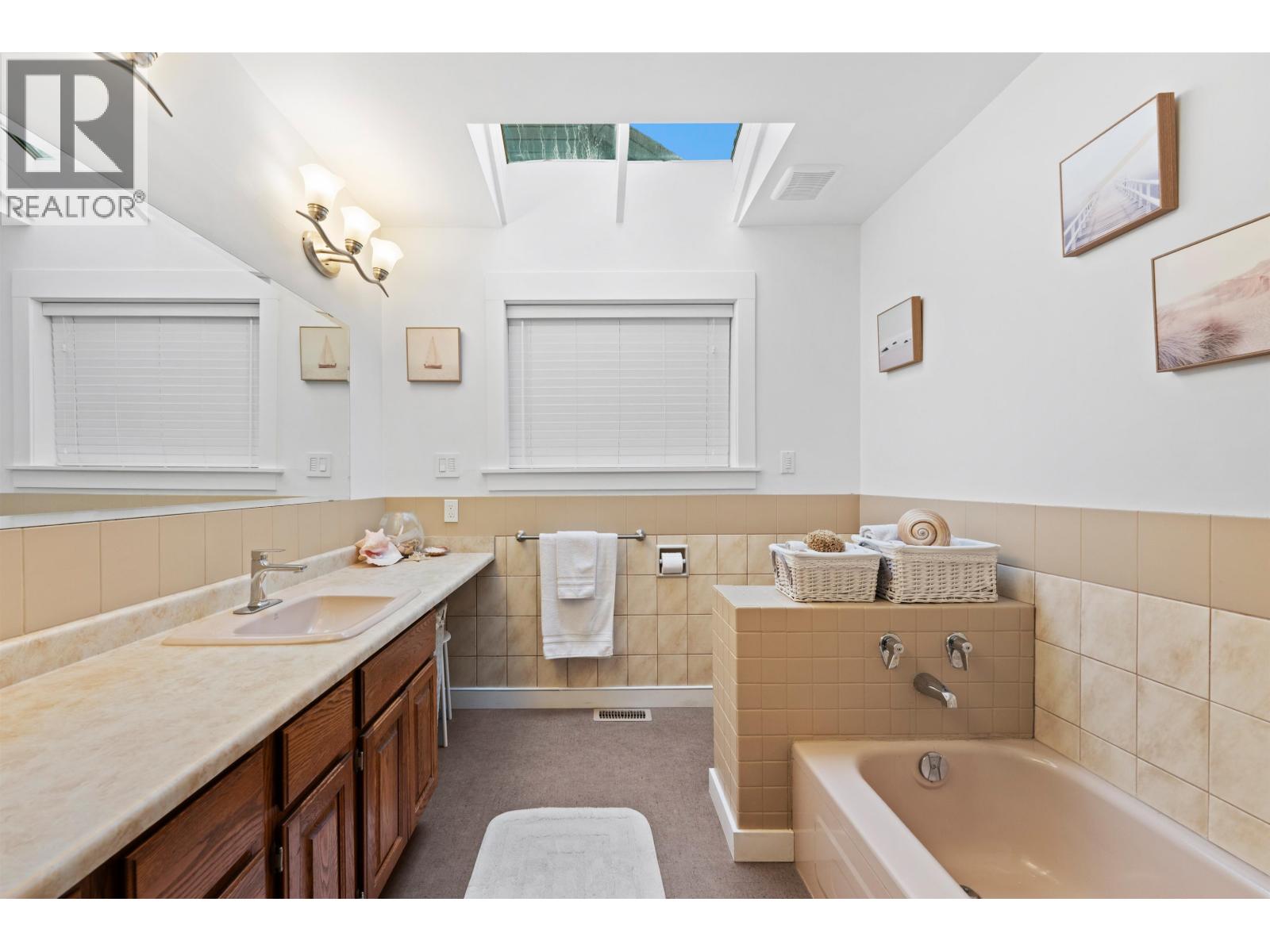 6422 Douglas Street, West Vancouver, British Columbia  V7W 2G2 - Photo 20 - R3085893