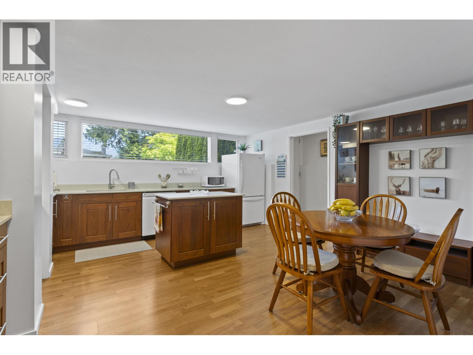 6422 Douglas Street, West Vancouver, British Columbia  V7W 2G2 - Photo 30 - R3085893