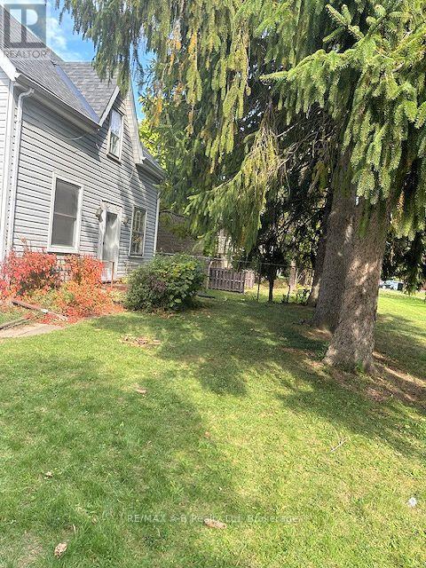 48 FRANKLIN DRIVE, Stratford, Ontario