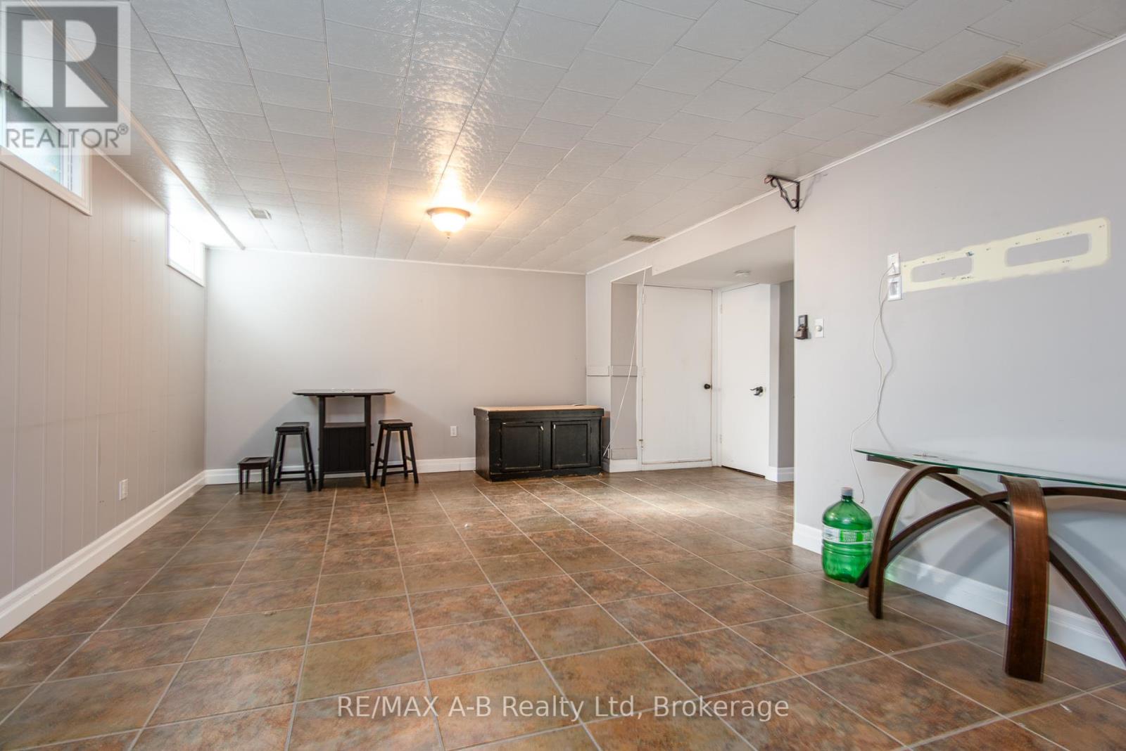 113 Hastings Court, Wilmot, Ontario  N3A 2T4 - Photo 27 - X12749948