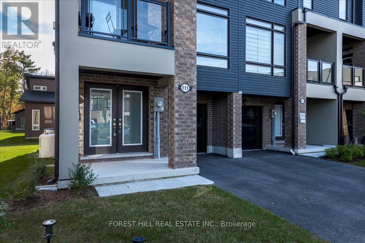 111 MARINA VILLAGE DRIVE, Georgian Bay, Ontario