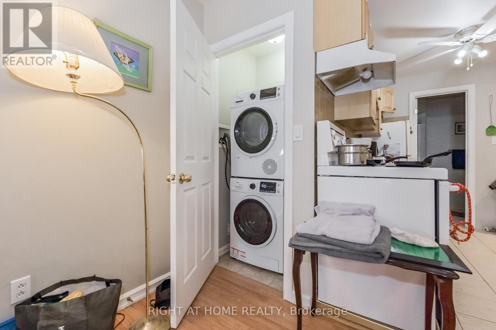 213 Main Street E, Minto, Ontario  N0G 2P0 - Photo 9 - X12751808