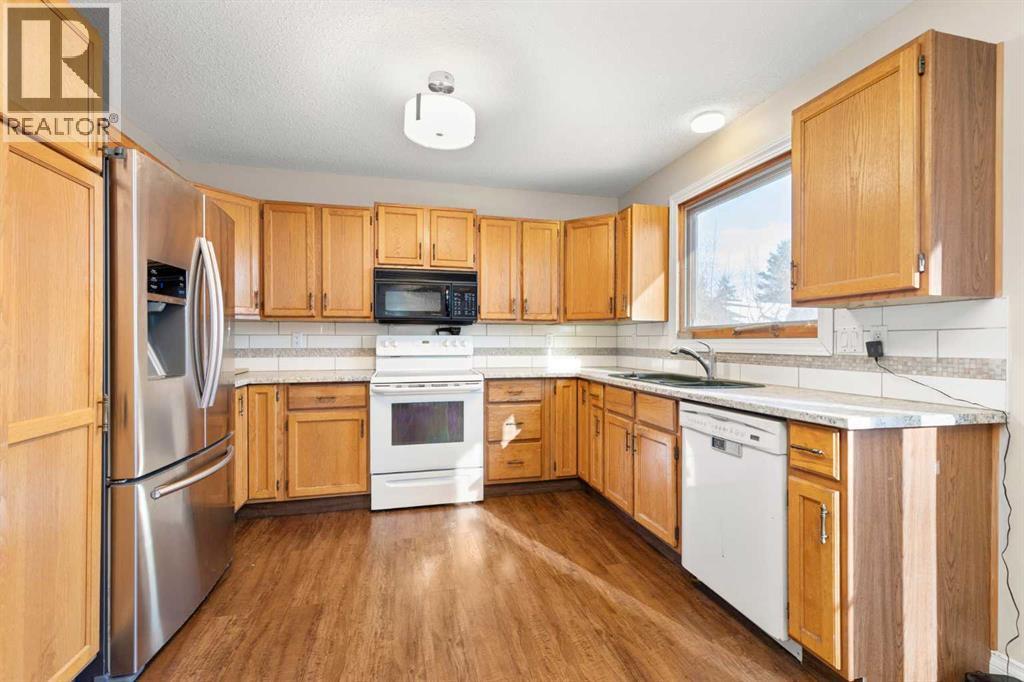 23 Calder Court Se, Medicine Hat, Alberta  T1B 3K4 - Photo 11 - A2282001