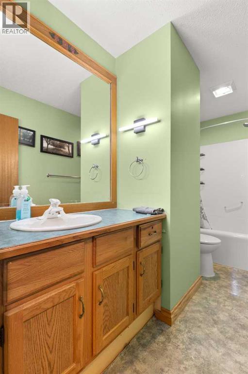 23 Calder Court Se, Medicine Hat, Alberta  T1B 3K4 - Photo 18 - A2282001