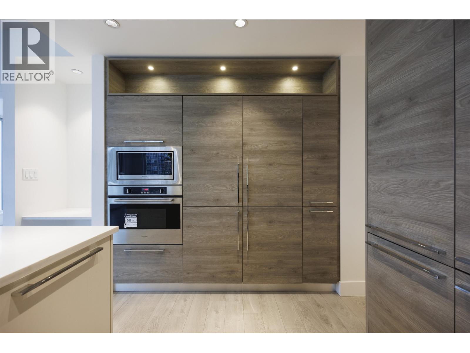 902 7303 Noble Lane, Burnaby, British Columbia  V3N 0H2 - Photo 6 - R3085644