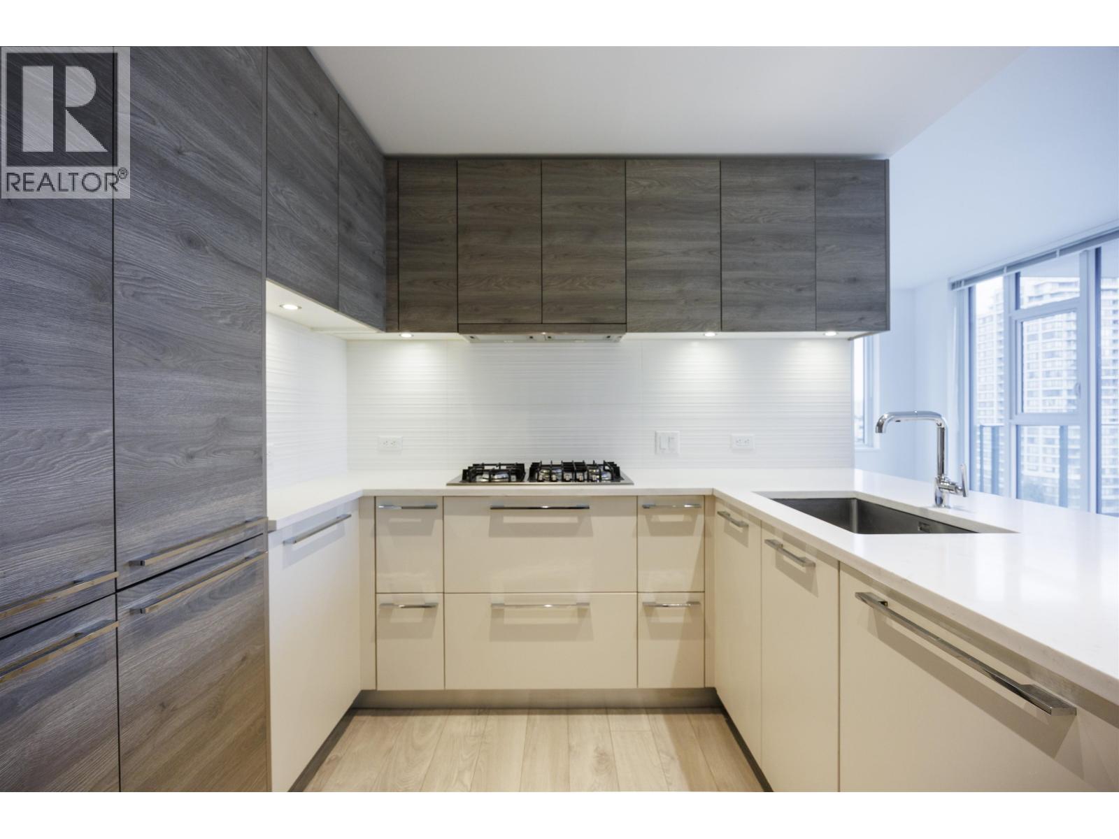 902 7303 Noble Lane, Burnaby, British Columbia  V3N 0H2 - Photo 5 - R3085644