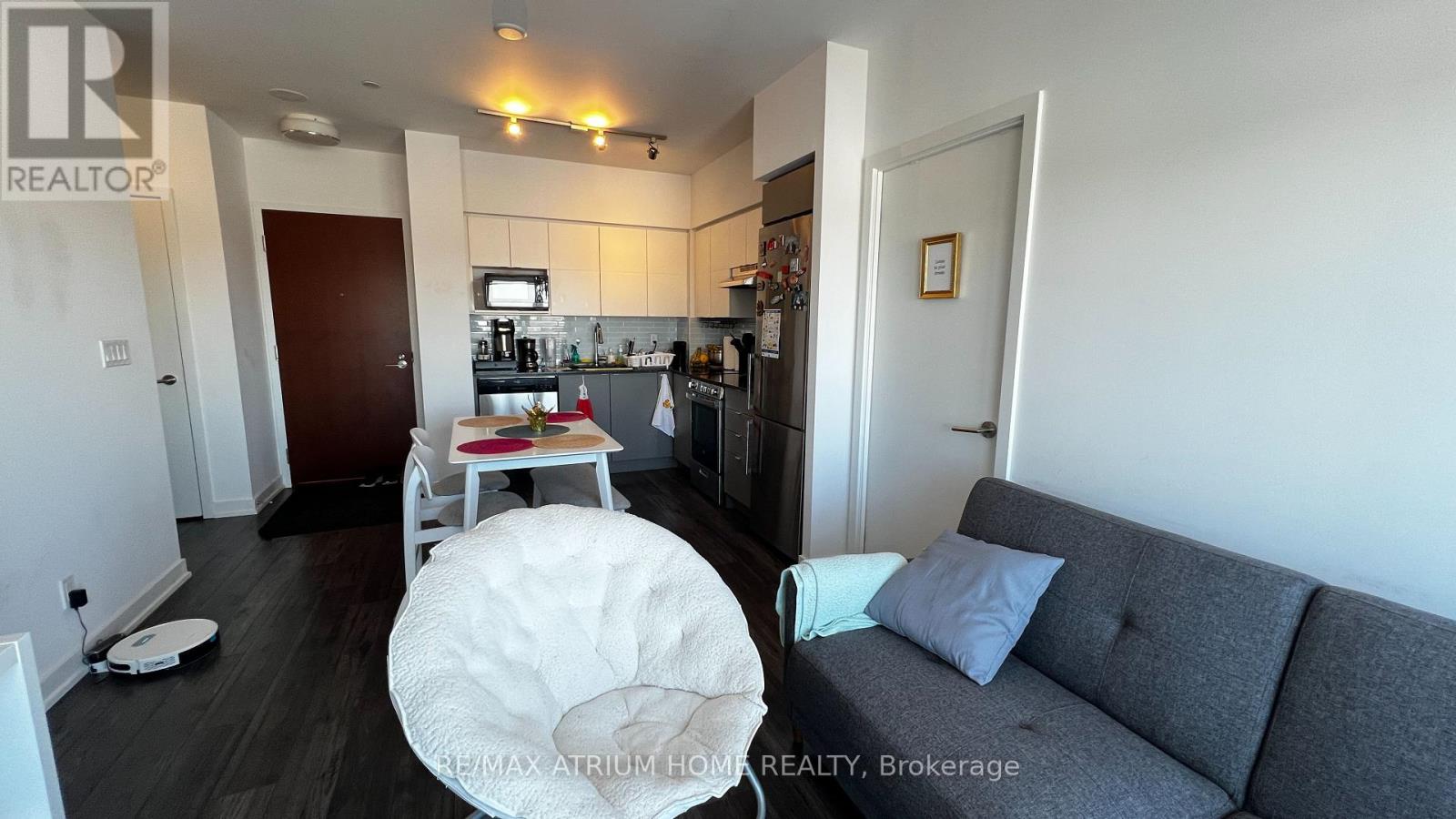 1515 - 120 Varna Drive, Toronto, Ontario  M6A 0B3 - Photo 8 - C12678890