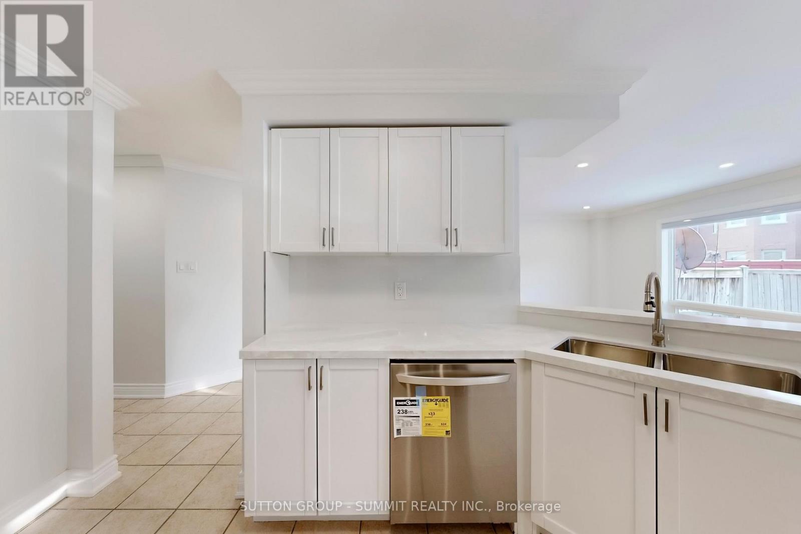 81 - 5223 Fairford Crescent E, Mississauga, Ontario  L5V 2M6 - Photo 12 - W12751652