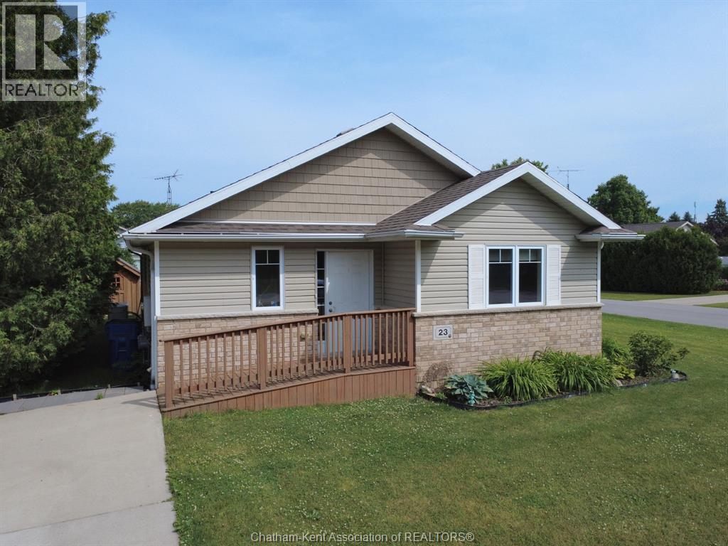 23 Kyle Drive, Ridgetown, Ontario  N0P 2C0 - Photo 2 - 25032057