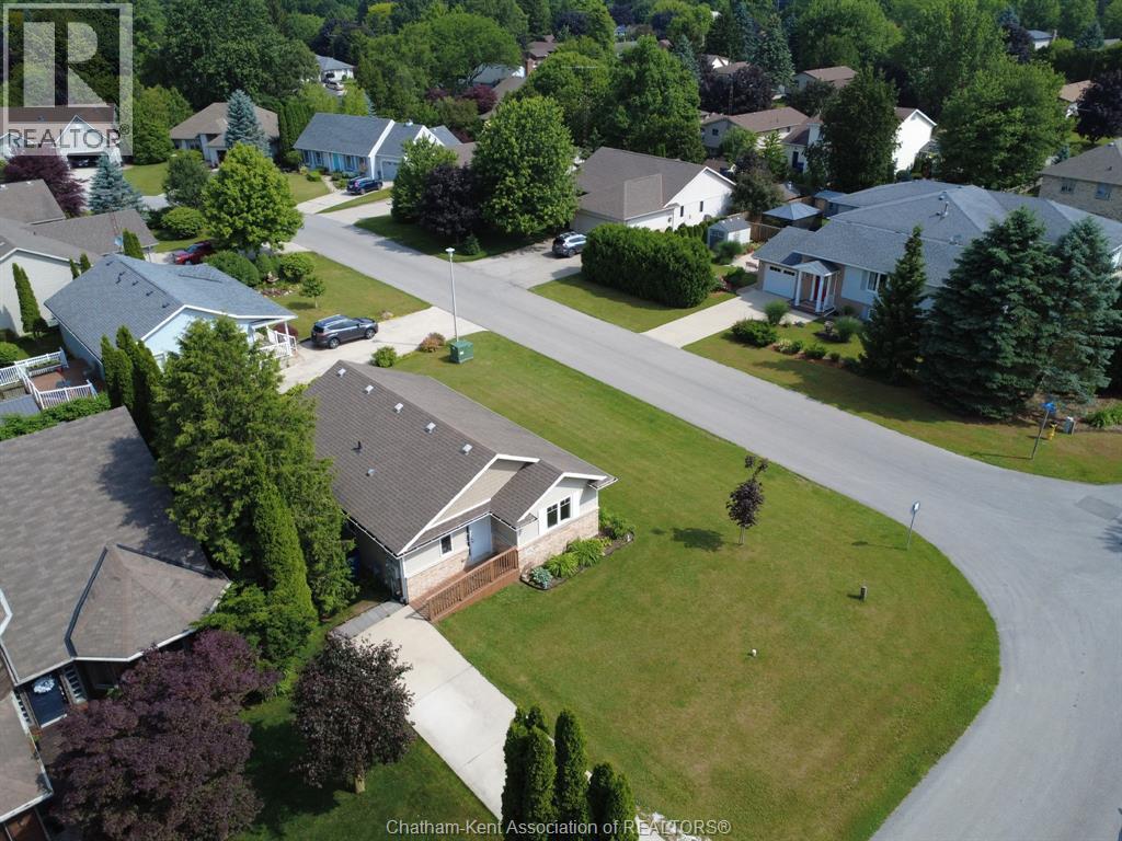 23 Kyle Drive, Ridgetown, Ontario  N0P 2C0 - Photo 8 - 25032057