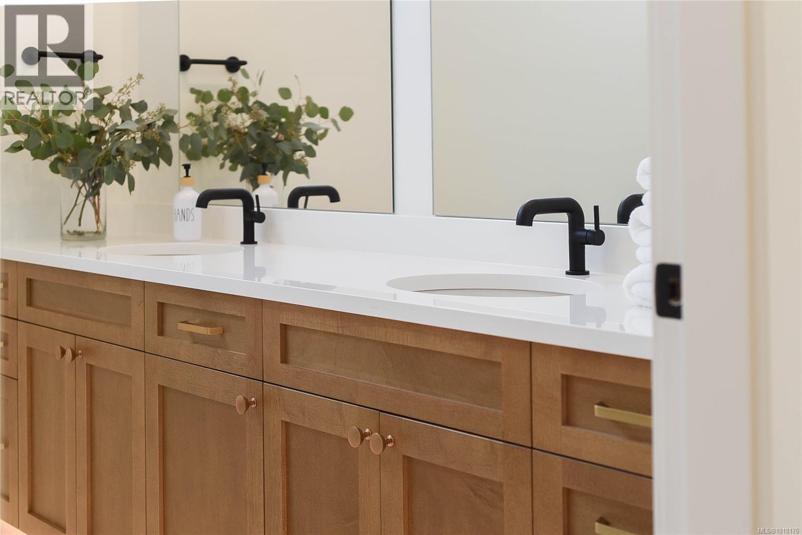 318 Willow St, Parksville, British Columbia  V9P 1C7 - Photo 19 - 1018176