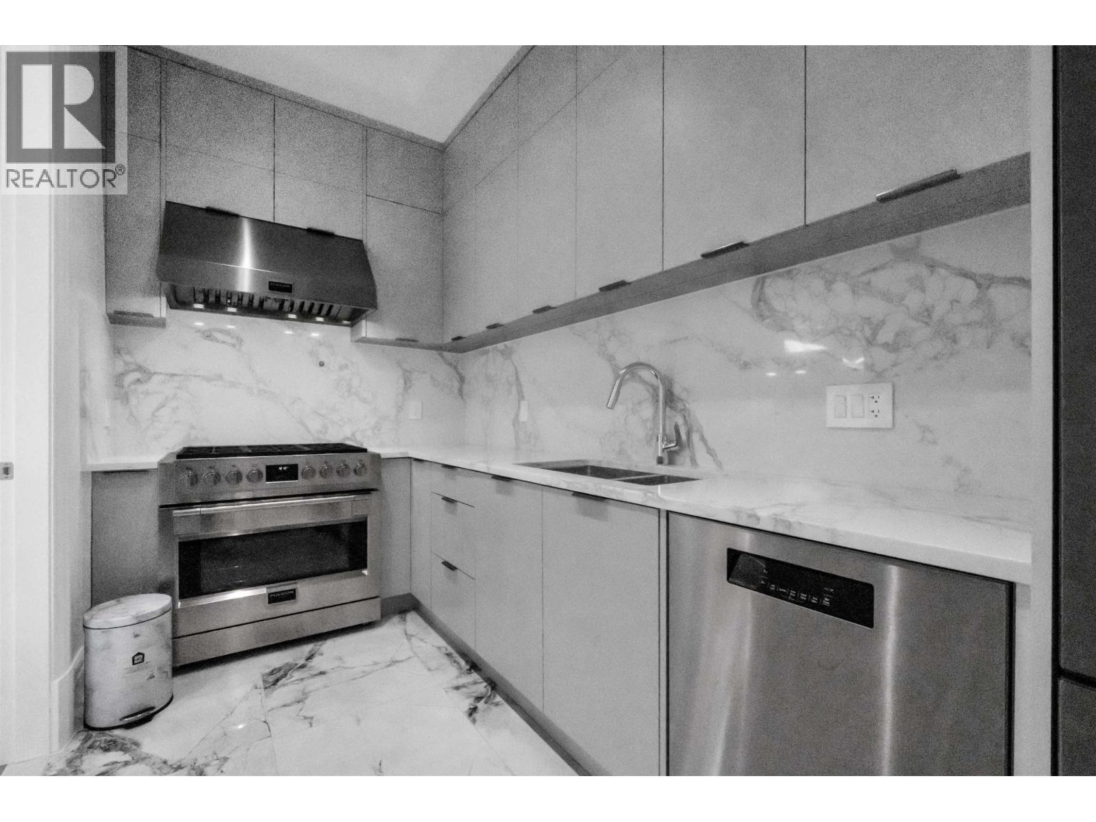 8080 Alanmore Place, Richmond, British Columbia  V7C 2B7 - Photo 19 - R3085559