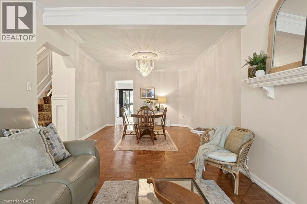 152 Strathcona Avenue N, Hamilton, Ontario  L8R 3C3 - Photo 11 - 40799055