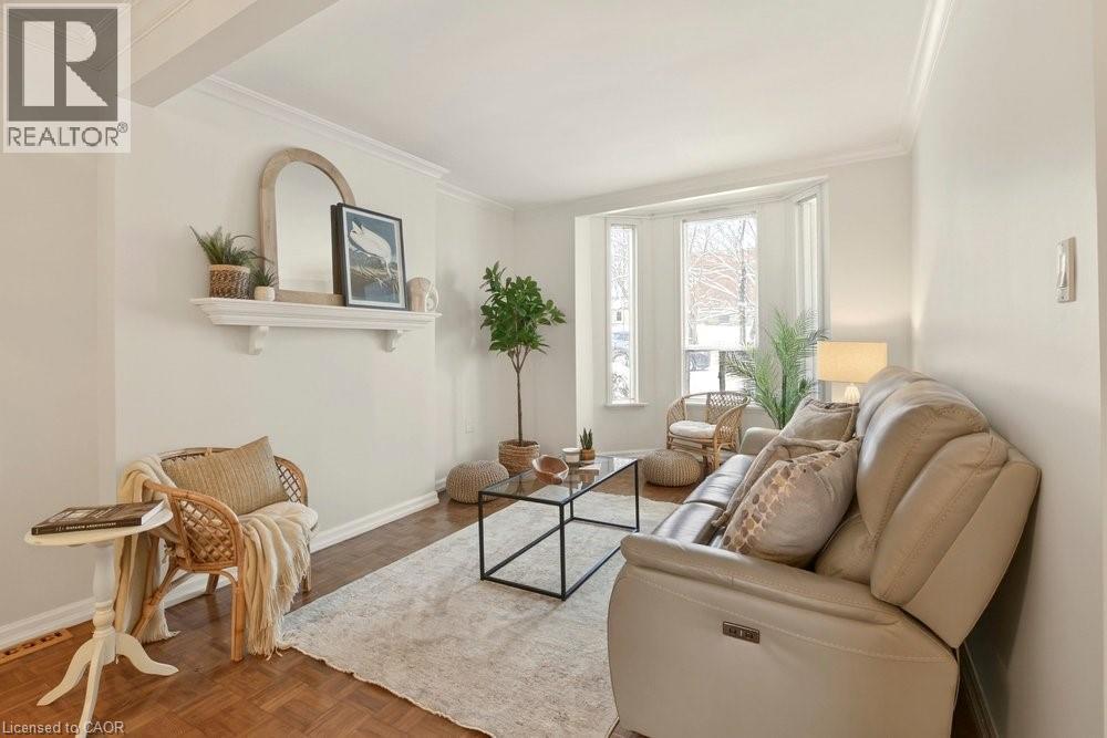 152 Strathcona Avenue N, Hamilton, Ontario  L8R 3C3 - Photo 8 - 40799055