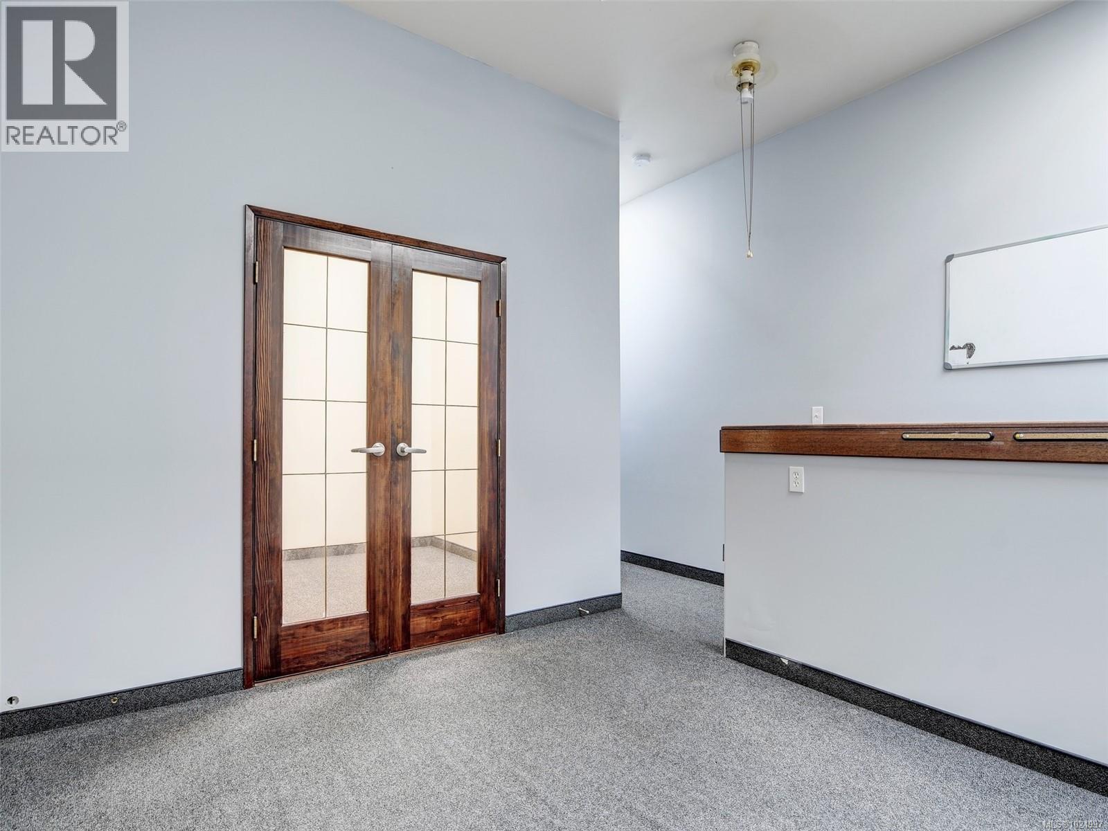 B 3273 Tennyson Ave, Victoria, British Columbia  V8Z 3P4 - Photo 14 - 1024997