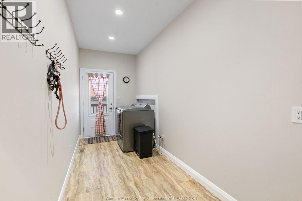 8675 Concession Rd 8, Essex, Ontario  N0R 1B0 - Photo 18 - 26001736