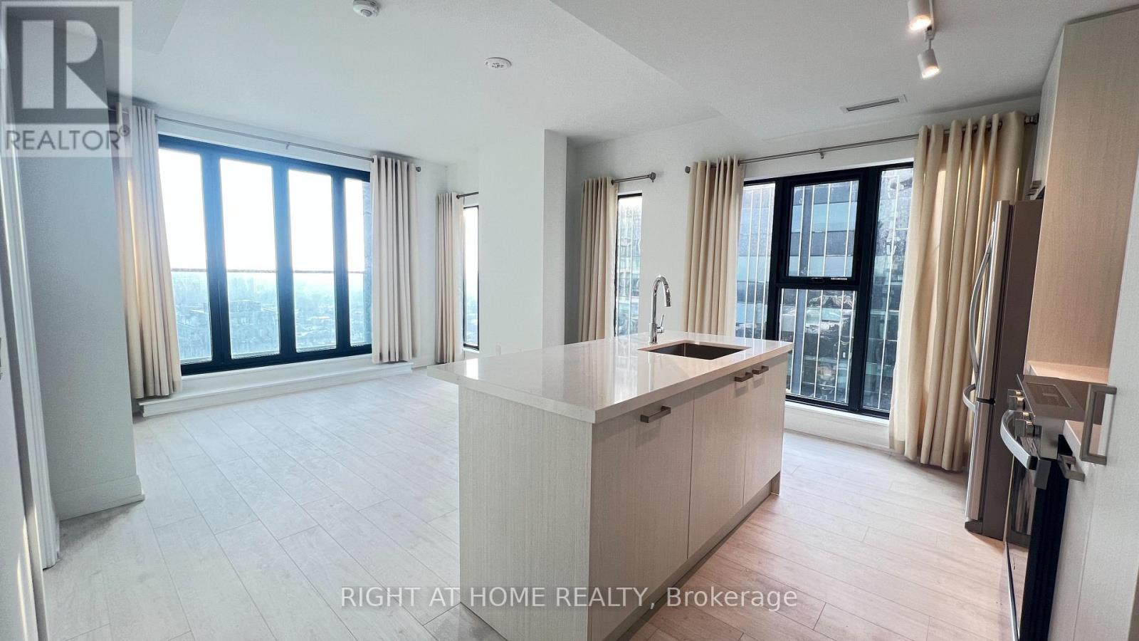 1707 - 20 SOUDAN AVENUE, Toronto, Ontario