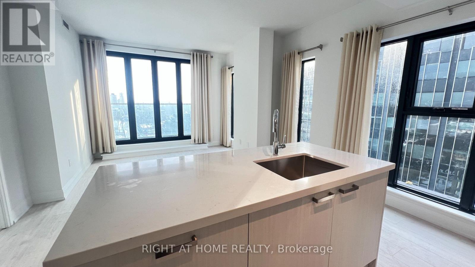 1707 - 20 Soudan Avenue, Toronto, Ontario  M4S 0E2 - Photo 4 - C12751814