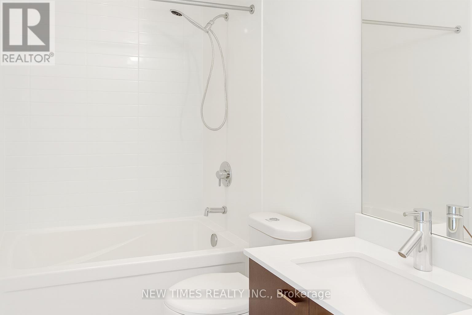 2011 - 30 Roehampton Avenue, Toronto, Ontario  M4P 0B9 - Photo 6 - C12751820