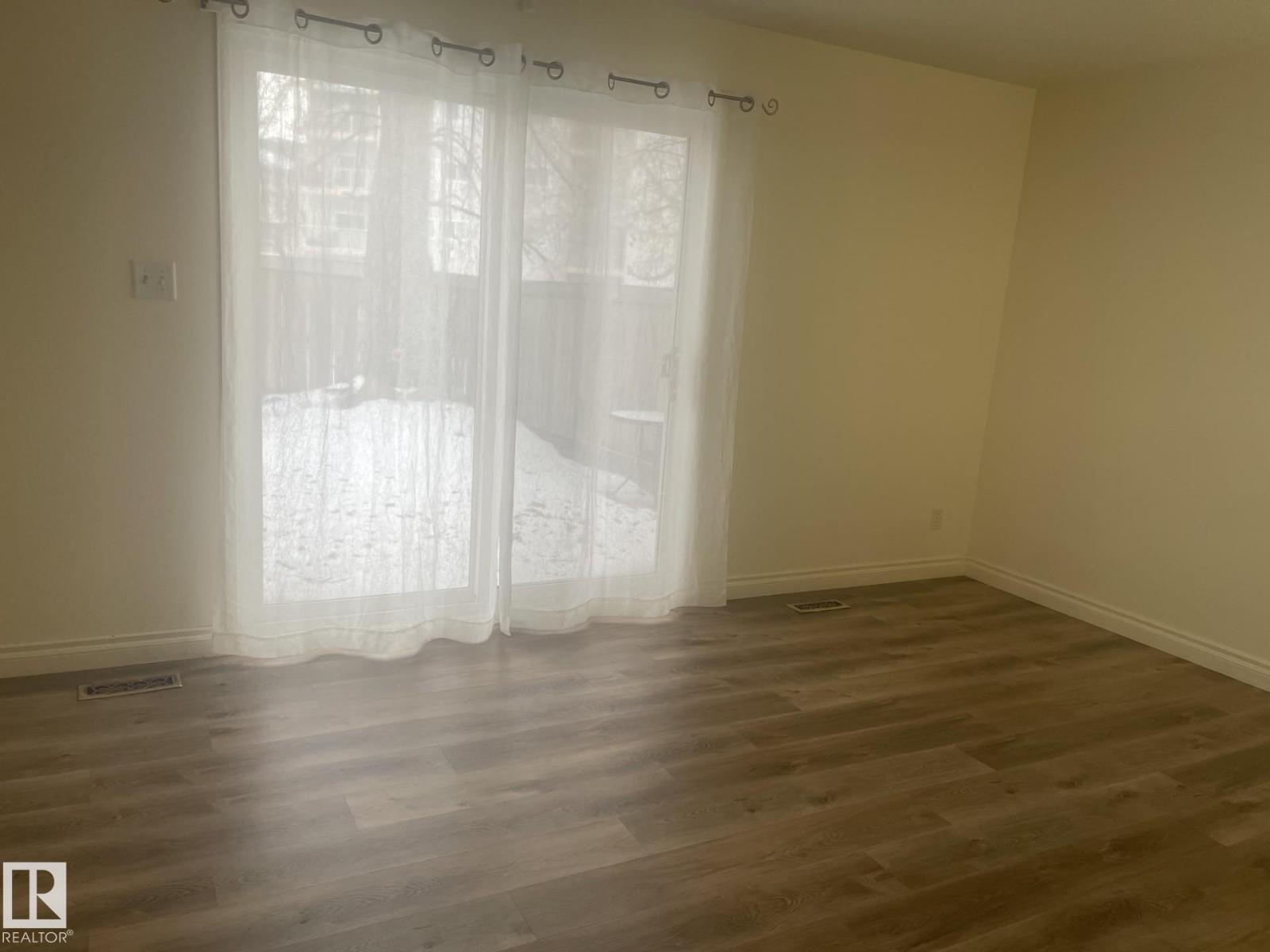 107 Woodstock Nw, Edmonton, Alberta  T5T 0H6 - Photo 9 - E4471175