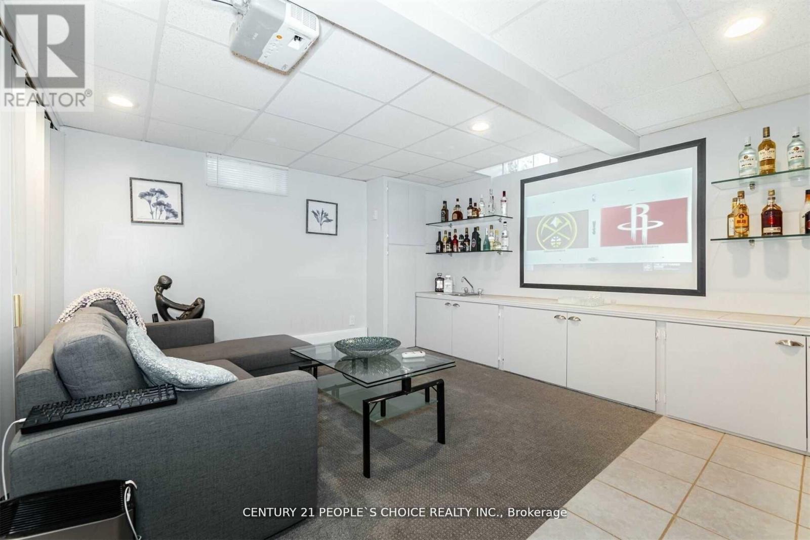 13 Jeffrey Street, Brampton, Ontario  L6S 2M9 - Photo 15 - W12751822