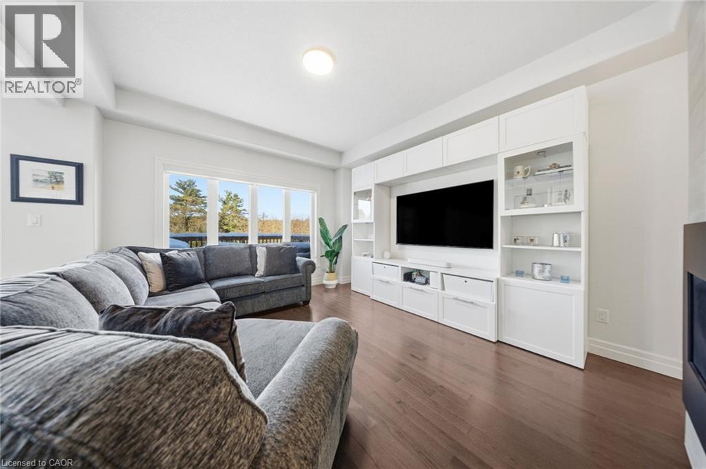 357 Woodbine Avenue, Kitchener, Ontario  N2R 0A9 - Photo 8 - 40801689