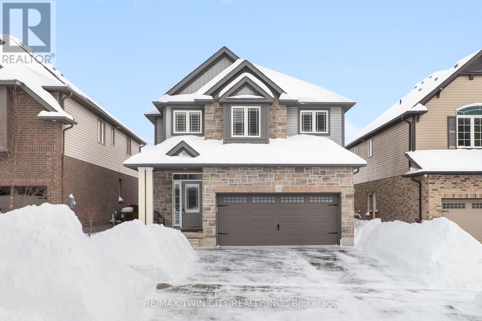 130 ELMBANK TRAIL, Kitchener, Ontario