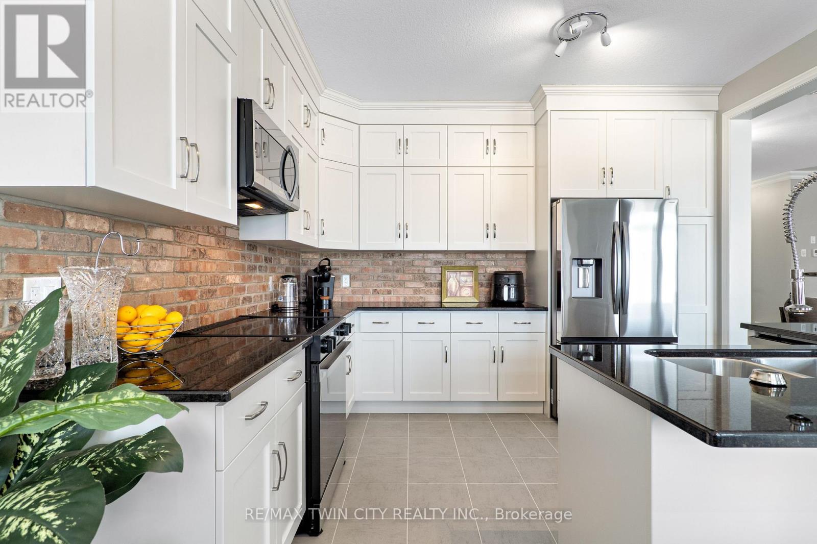 130 Elmbank Trail, Kitchener, Ontario  N2R 0H2 - Photo 16 - X12751816