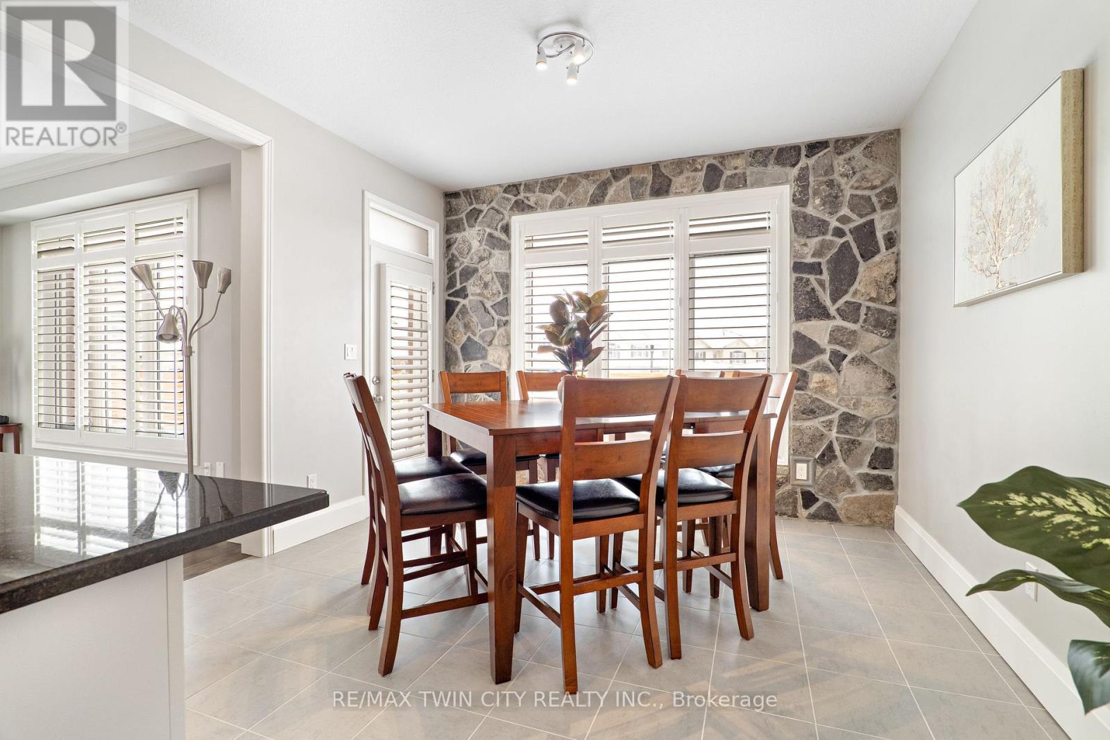 130 Elmbank Trail, Kitchener, Ontario  N2R 0H2 - Photo 18 - X12751816