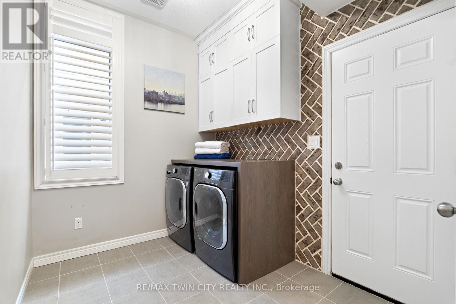 130 Elmbank Trail, Kitchener, Ontario  N2R 0H2 - Photo 21 - X12751816