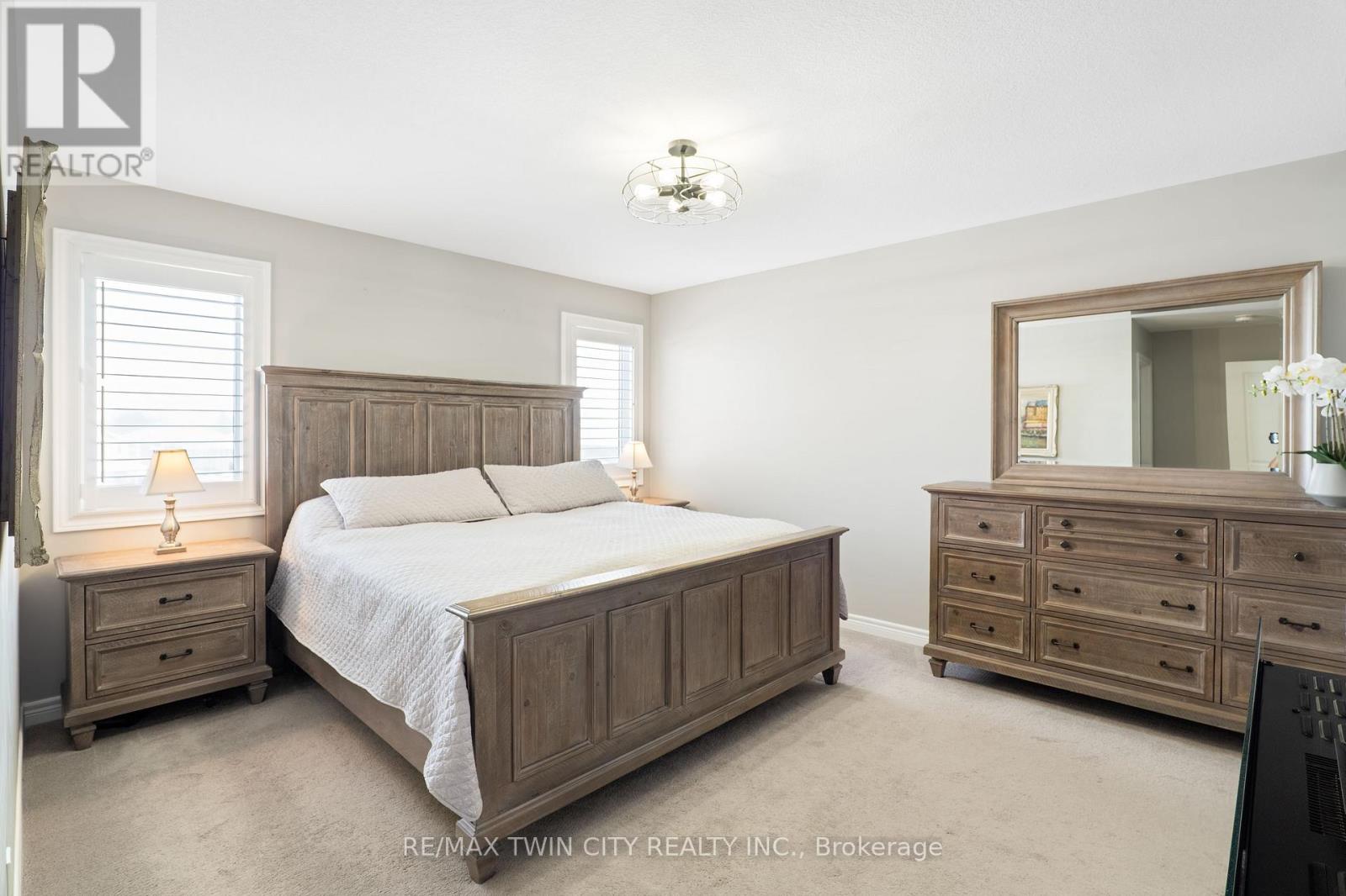 130 Elmbank Trail, Kitchener, Ontario  N2R 0H2 - Photo 22 - X12751816