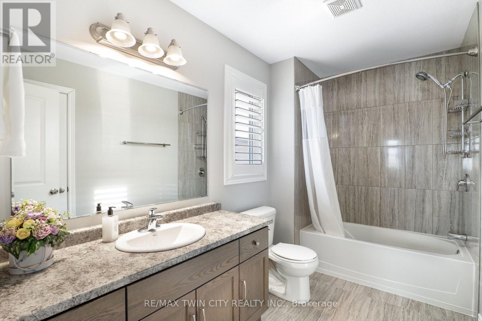 130 Elmbank Trail, Kitchener, Ontario  N2R 0H2 - Photo 25 - X12751816